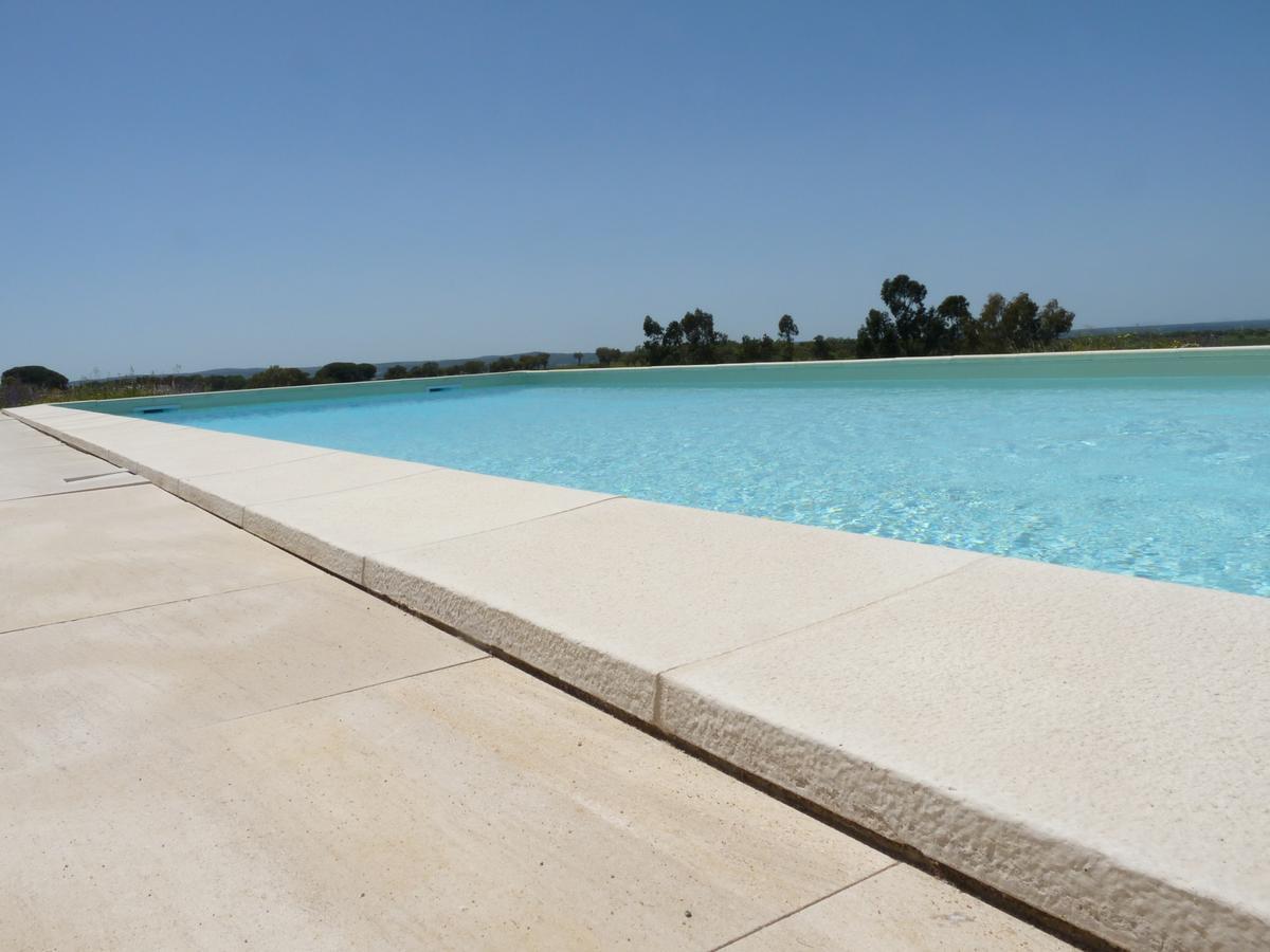 شقة Mirarte مونتمور - أو - نوفو المظهر الخارجي الصورة